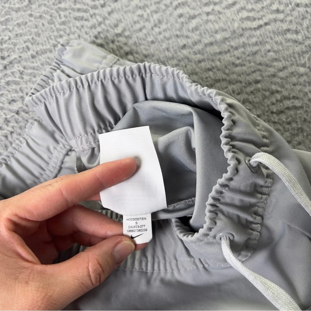 Nike Club Woven Tapered Leg Pants Mens Small Gray Athletic Elastic Waist Comfy - Picture 10 of 10